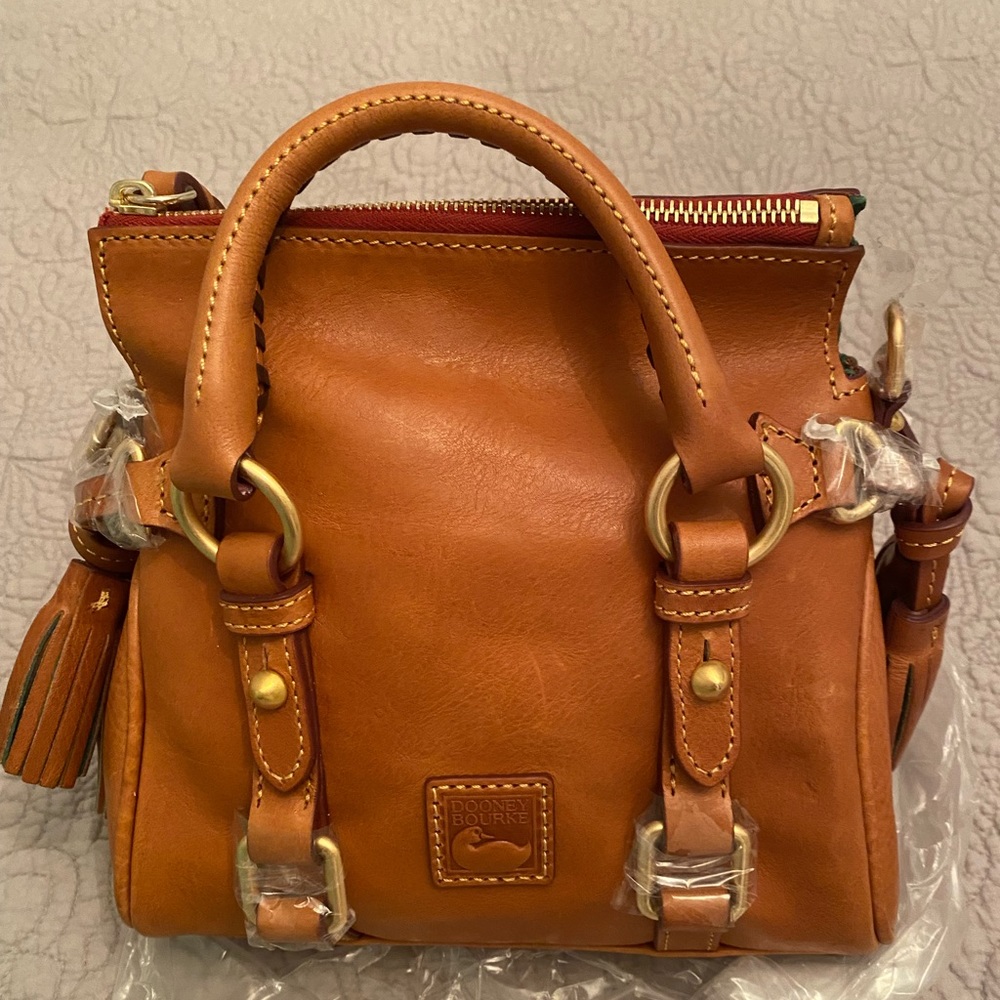 NWT Dooney & Bourke Florentine Nano Satchel